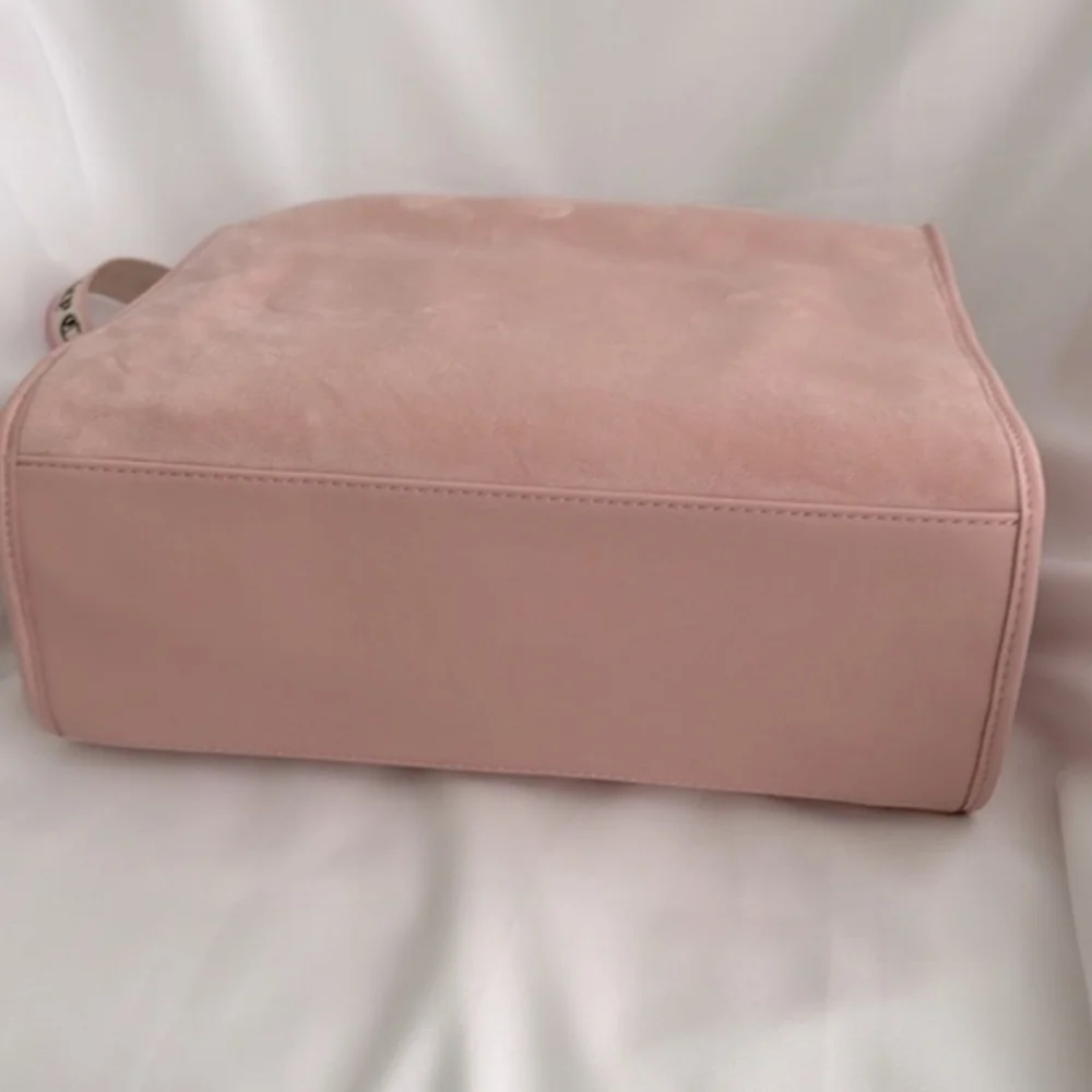 🔹️Juicy Couture 🔹️Pink diamond Spender Velour Pink Tote NWT ✨️💕